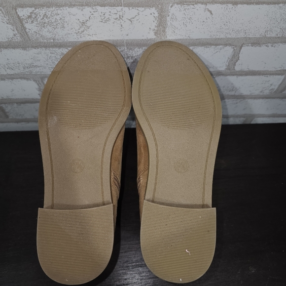 Booties - Picture 5 of 5